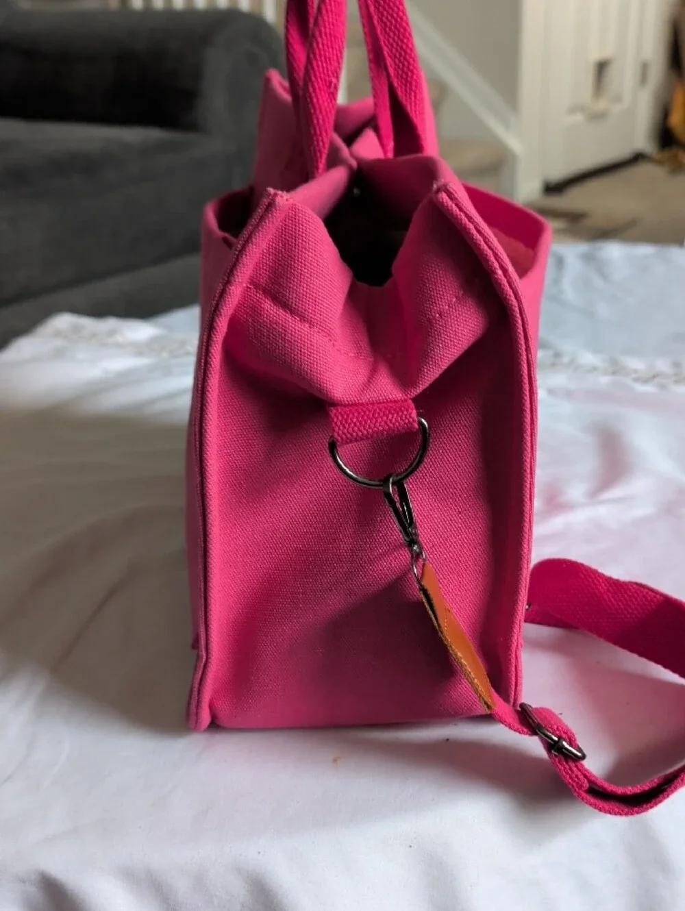 no brand vibrant pink